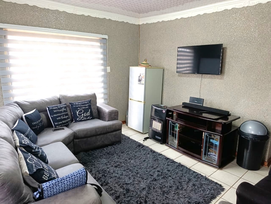 2 Bedroom Property for Sale in Vista Park Free State
